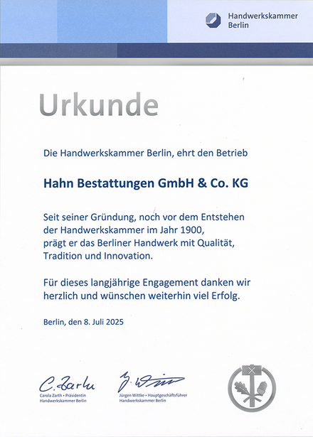 Urkunde der Handwerkskammer zu 125 Jahren bestehen von Hahn Bestattungen.