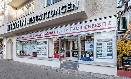 Aussenansicht der Hahn Bestattungen Filiale in der Reichsstrasse.